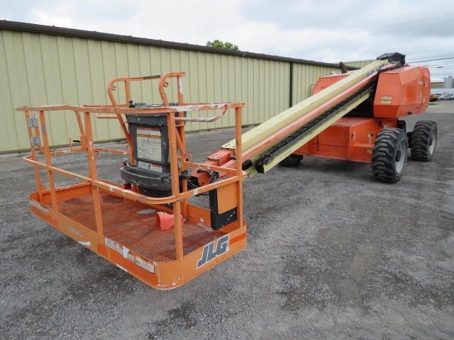 2015 JLG 600S-8