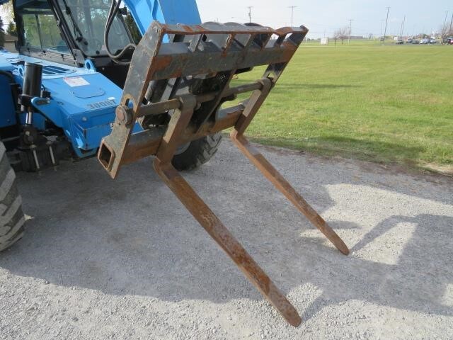 2017 Genie GTH 844-13