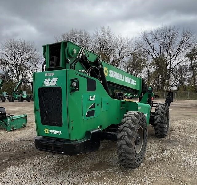 2015 SkyTrak 10054-3