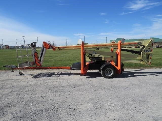 2018 JLG T500J-1