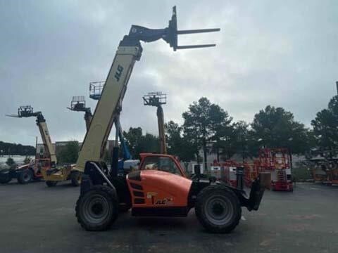 2022 JLG 1255-8