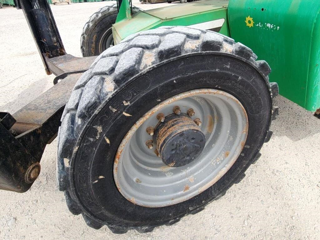 2015 SkyTrak 10042-11