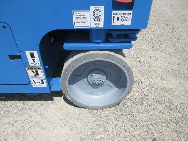 2017 Genie GS-3232-7