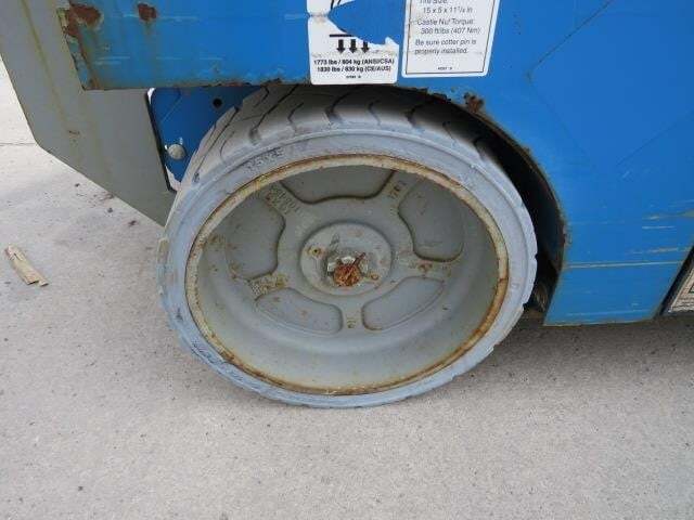 2017 Genie GS-2632-10