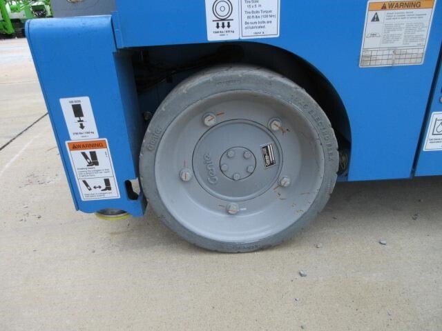 2023 Genie GS-3232-7