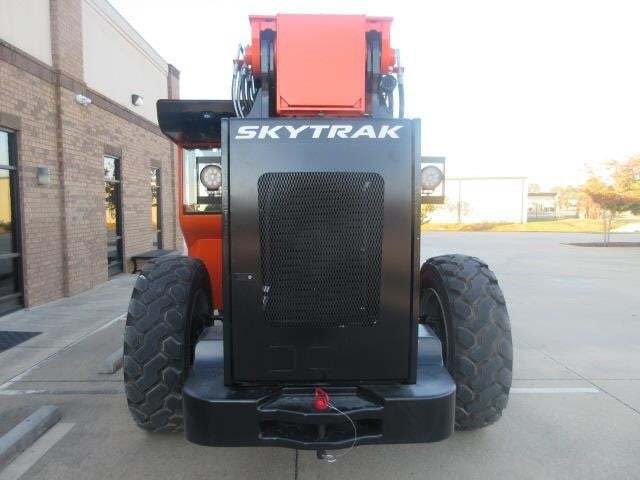 2025 SkyTrak 12054-7