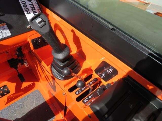 2025 SkyTrak 10054-30