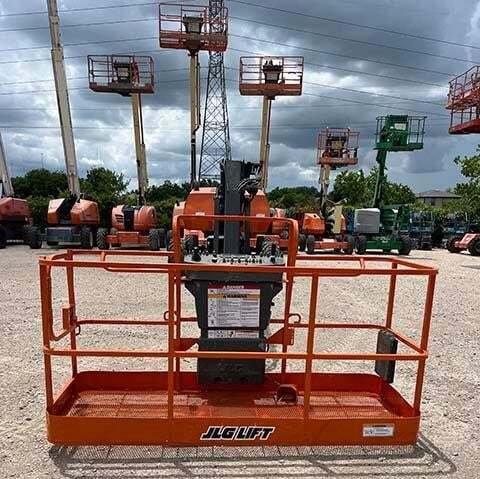 2017 JLG 860SJ-12