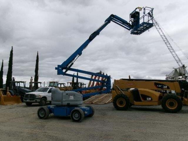 2018 Genie Z-45/25J DC-21