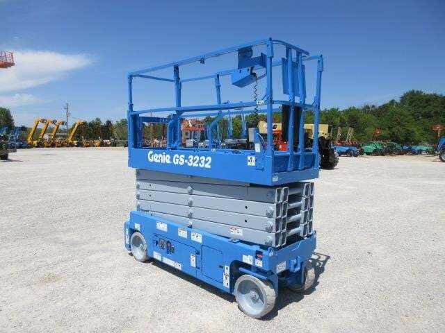 2017 Genie GS-3232-2