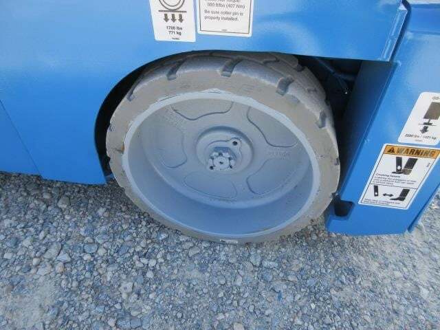 2017 Genie GS-3232-5