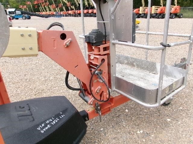 2018 JLG T350-9