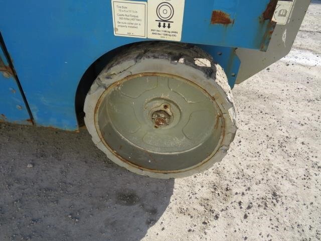 2015 Genie GS-4047-10