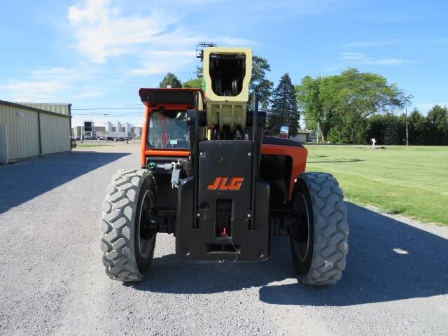 2025 JLG 943-3
