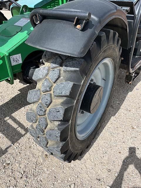 2017 Genie GTH 844-11