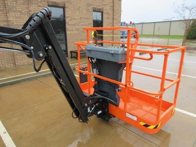 2025 JLG 450AJ-11
