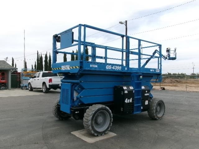 2023 Genie GS-4390 RT-2