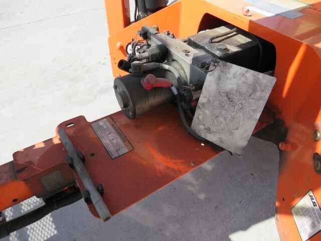 2018 JLG T350-15