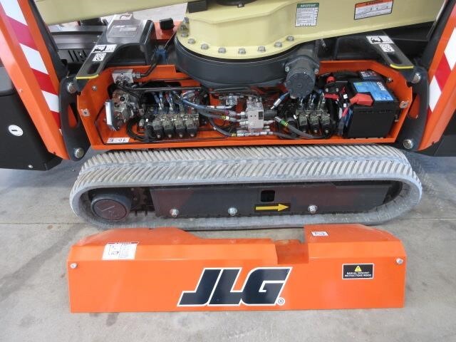 2025 JLG X600AJ-21