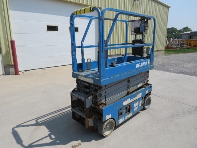 2017 Genie GS-1930-8