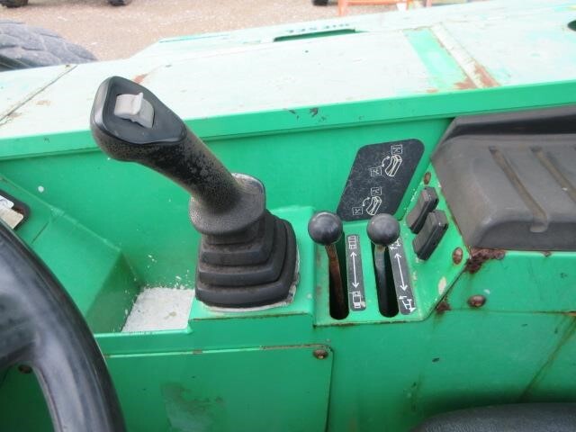 2016 SkyTrak 10042-18