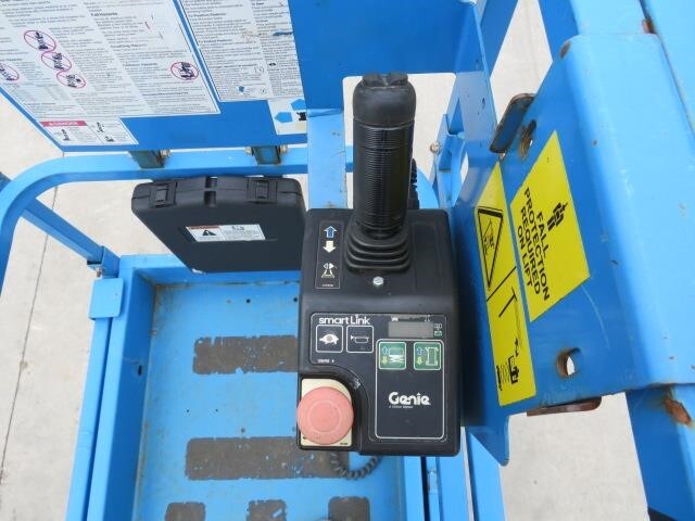 2017 Genie GS-2632-17