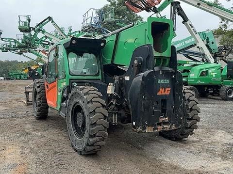 2017 JLG 1255-8