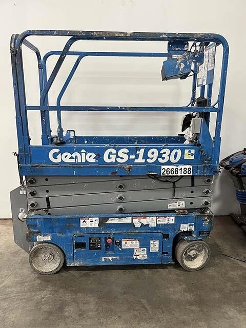 2018 Genie GS-1930