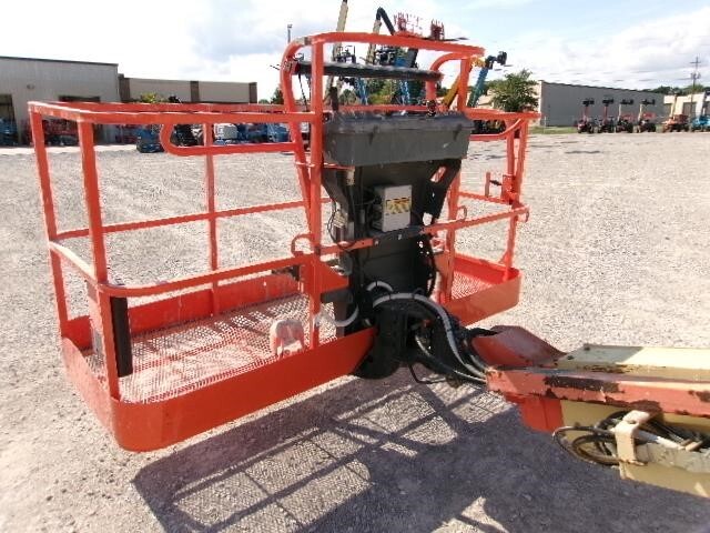2016 JLG 400S-9