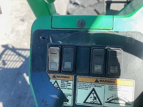 2016 SkyTrak 10054-25