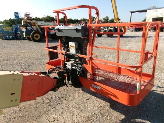 2016 JLG 600S-7