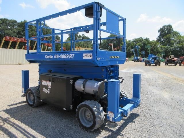 2021 Genie GS-4069 RT-2