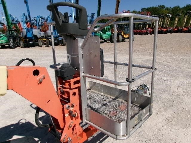 2018 JLG T350-9