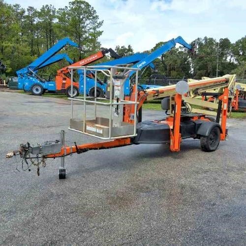 2018 JLG T350