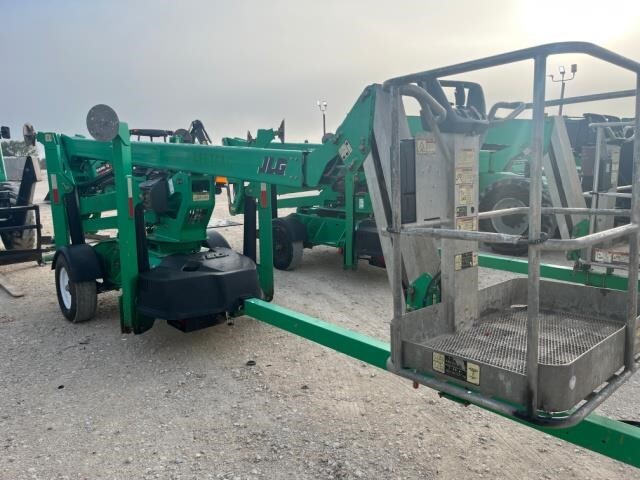 2017 JLG T500J-3