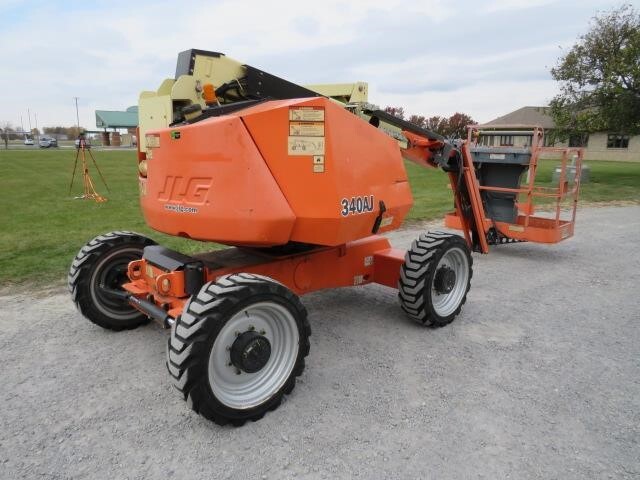 2018 JLG 340AJ-6