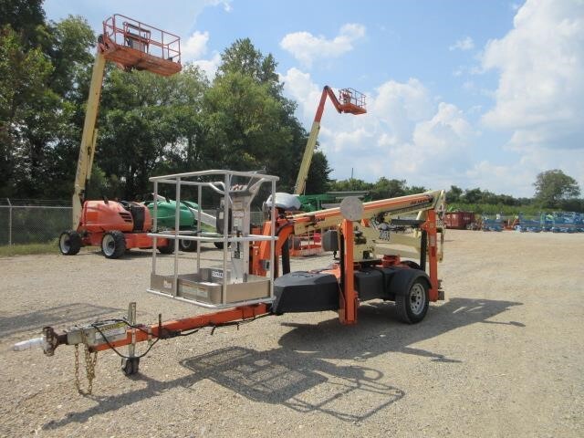2018 JLG T350