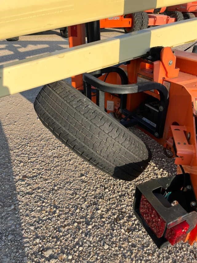 2018 JLG T350-6