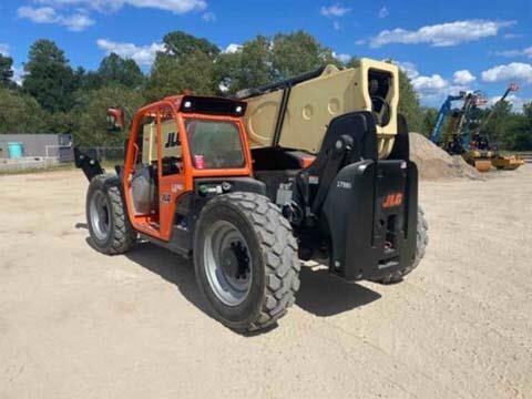 2022 JLG 1255-8