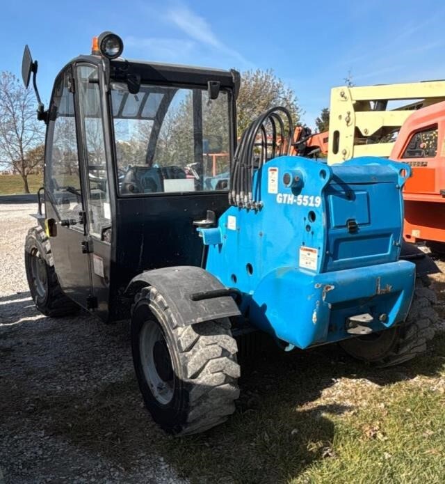 2017 Genie GTH-5519-2