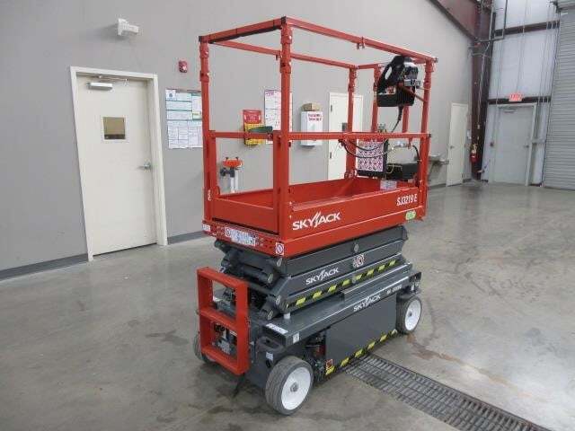 2024 Skyjack SJ3219E-4