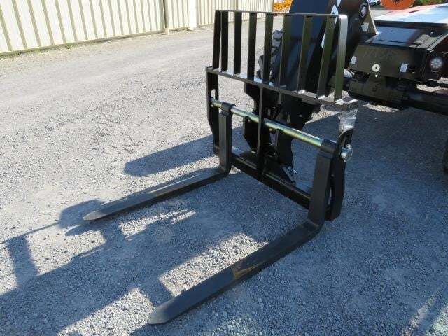 2025 SkyTrak 8042-19