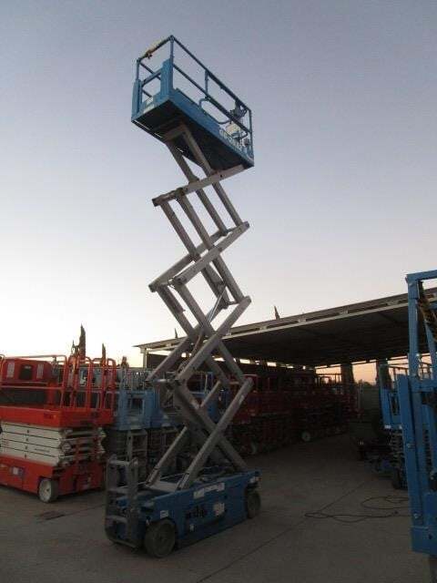 2017 Genie GS-2632-12