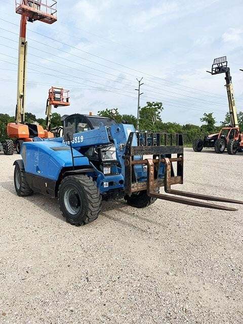 2017 Genie GTH-5519-5