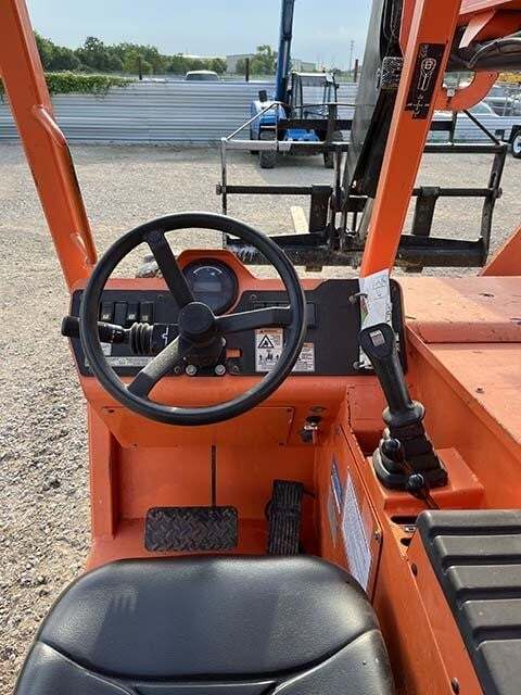 2016 SkyTrak 8042-14