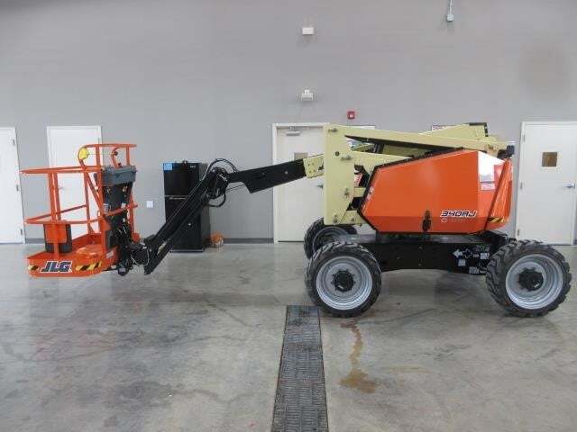 2025 JLG 340AJ