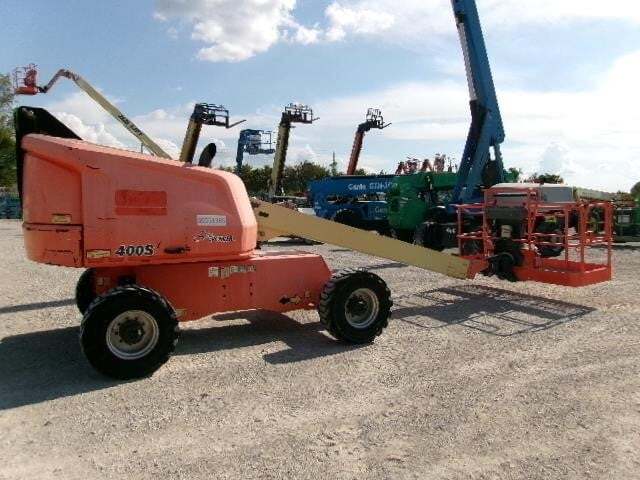 2016 JLG 400S-3
