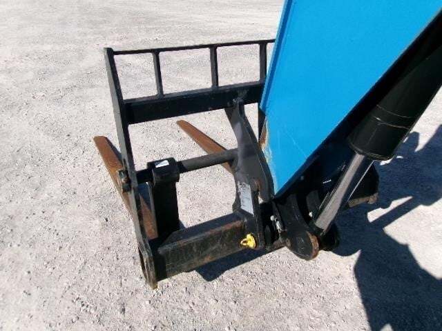 2022 Genie GTH-1056-6