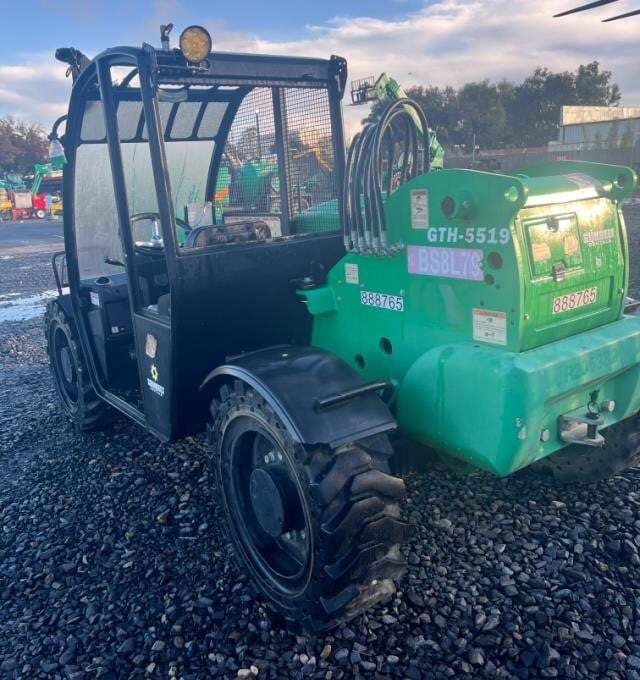 2016 Genie GTH-5519-2