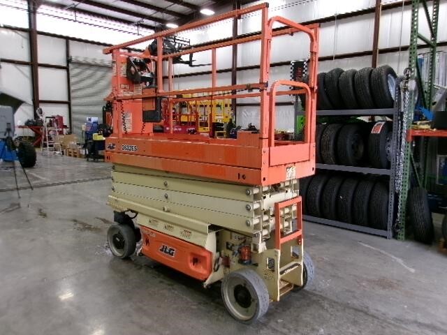 2019 JLG 2632ES-4